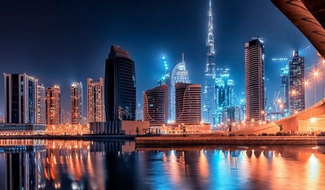 panorama of dubai by night